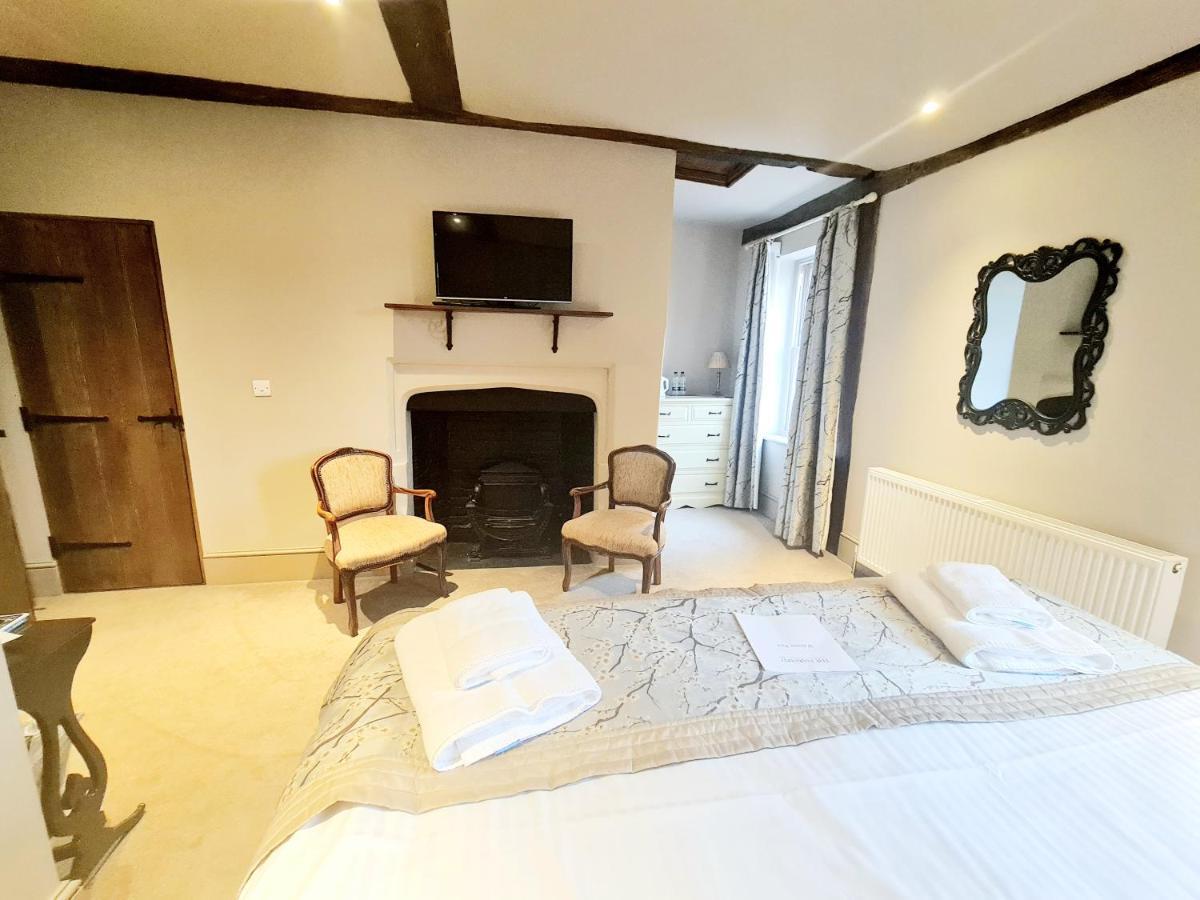 The Harvard Inn Stock Bagian luar foto