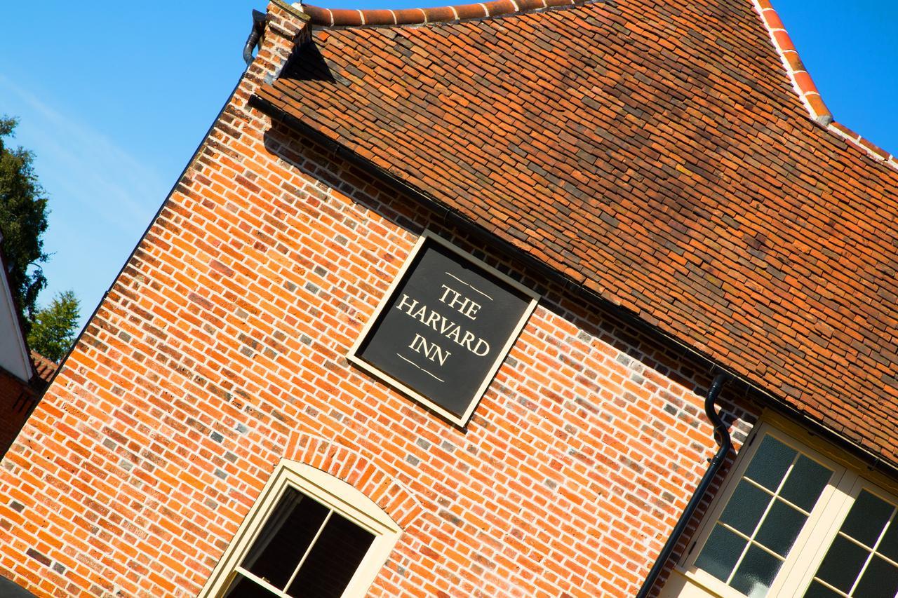 The Harvard Inn Stock Bagian luar foto