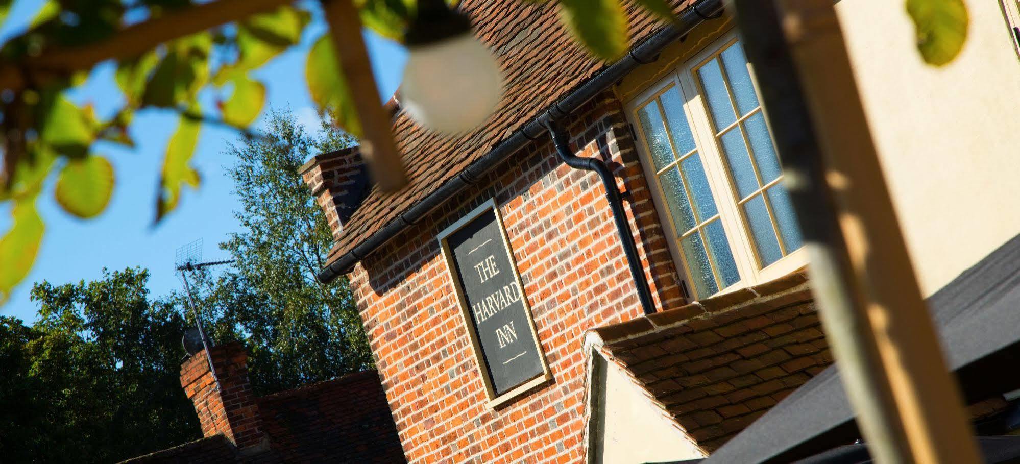 The Harvard Inn Stock Bagian luar foto